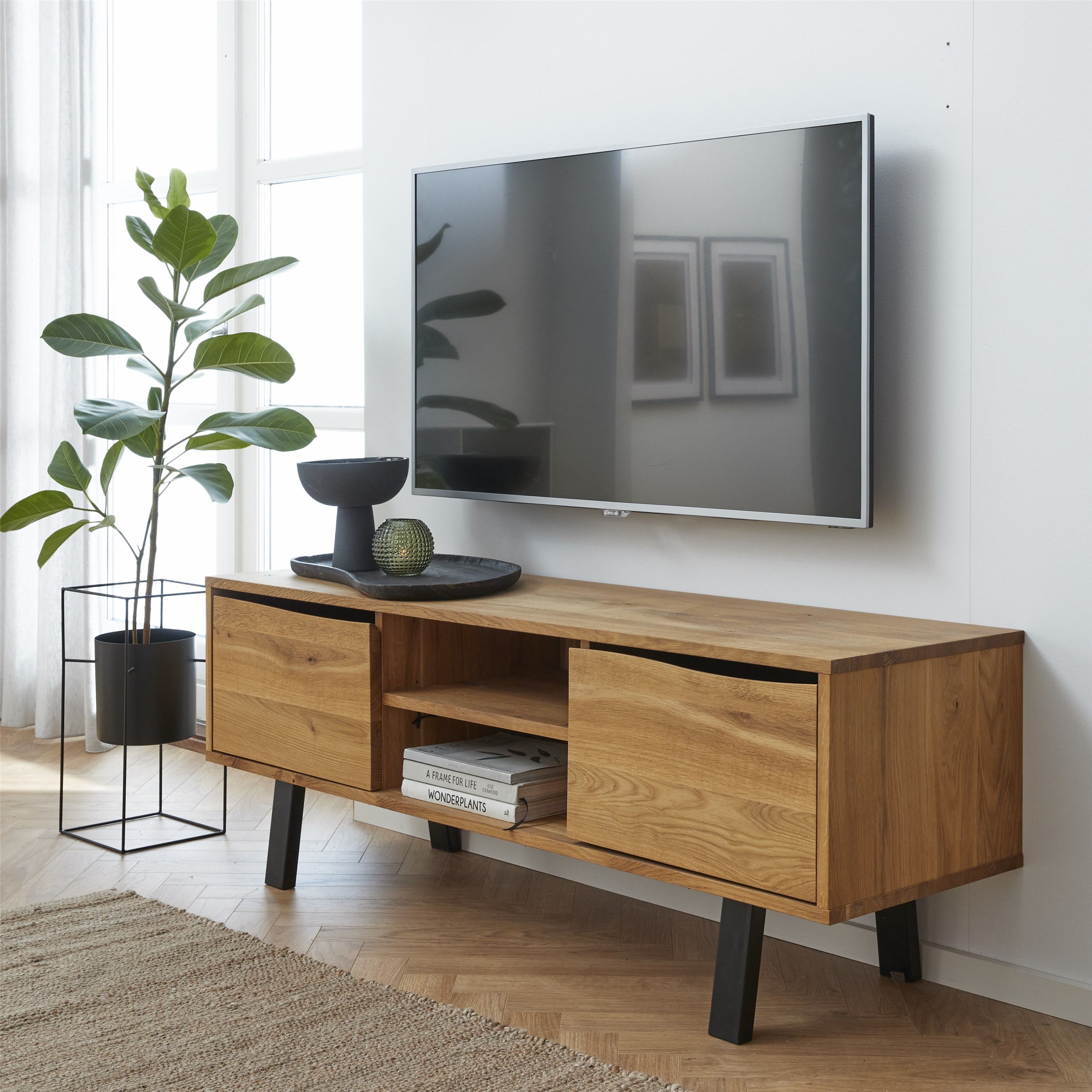 True TV møbel 